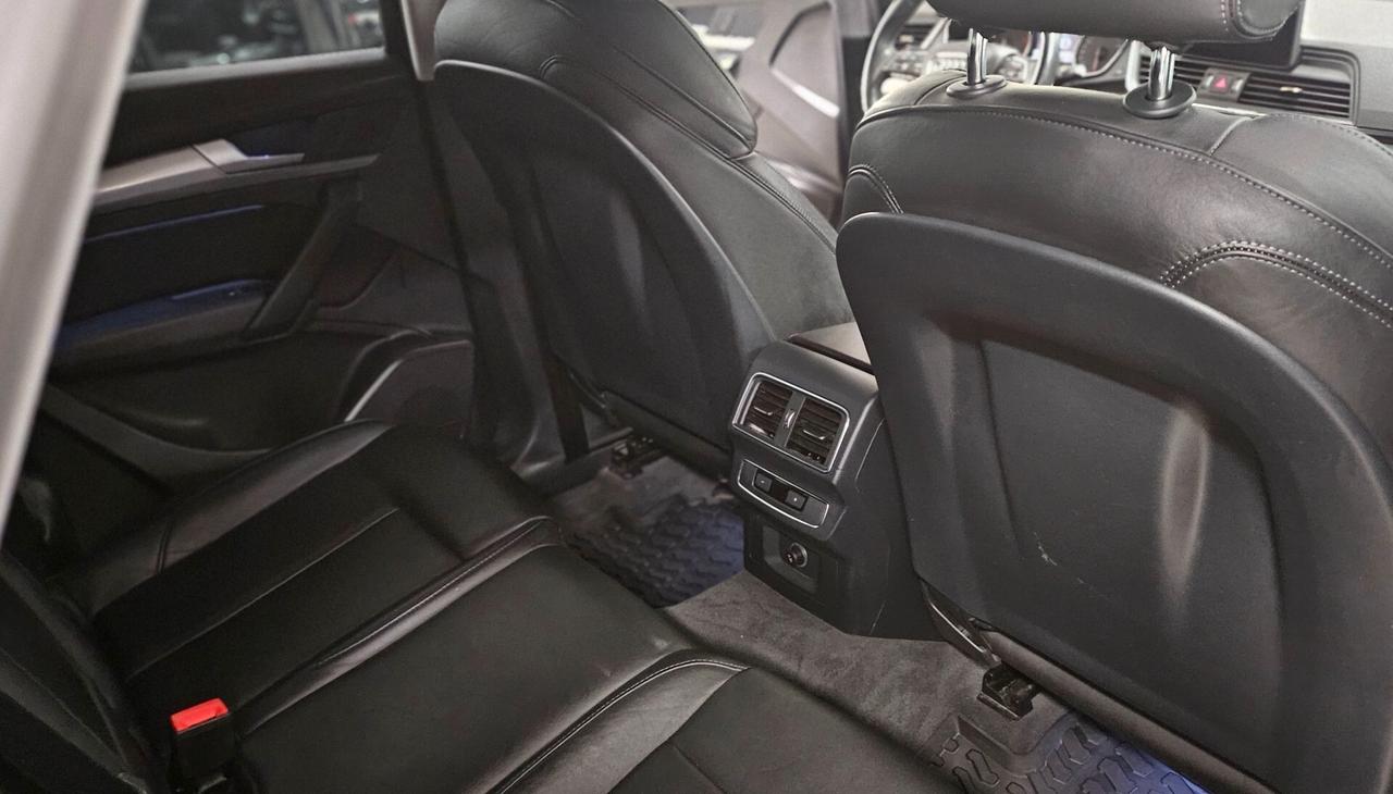 Audi Q5 2.0 TDI quattro S tronic Business Sport 90000km