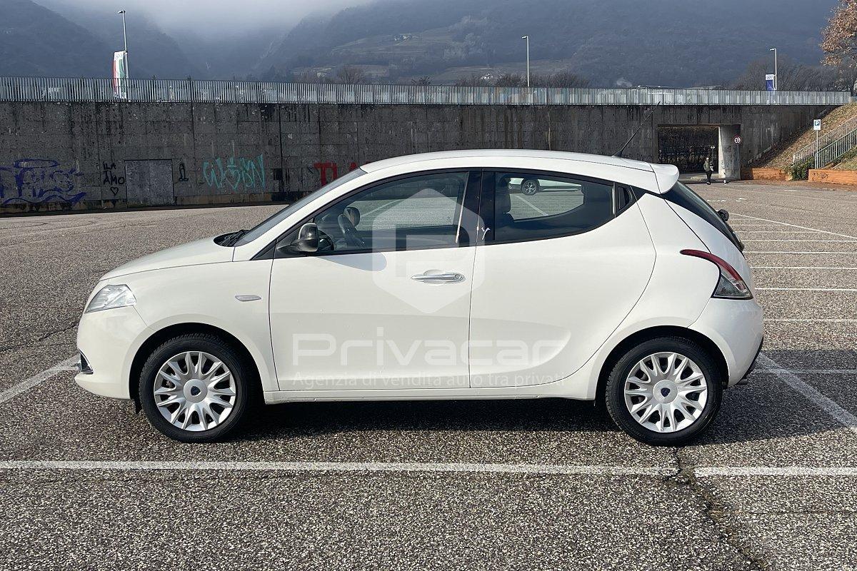 LANCIA Ypsilon 1.2 69 CV 5 porte Gold