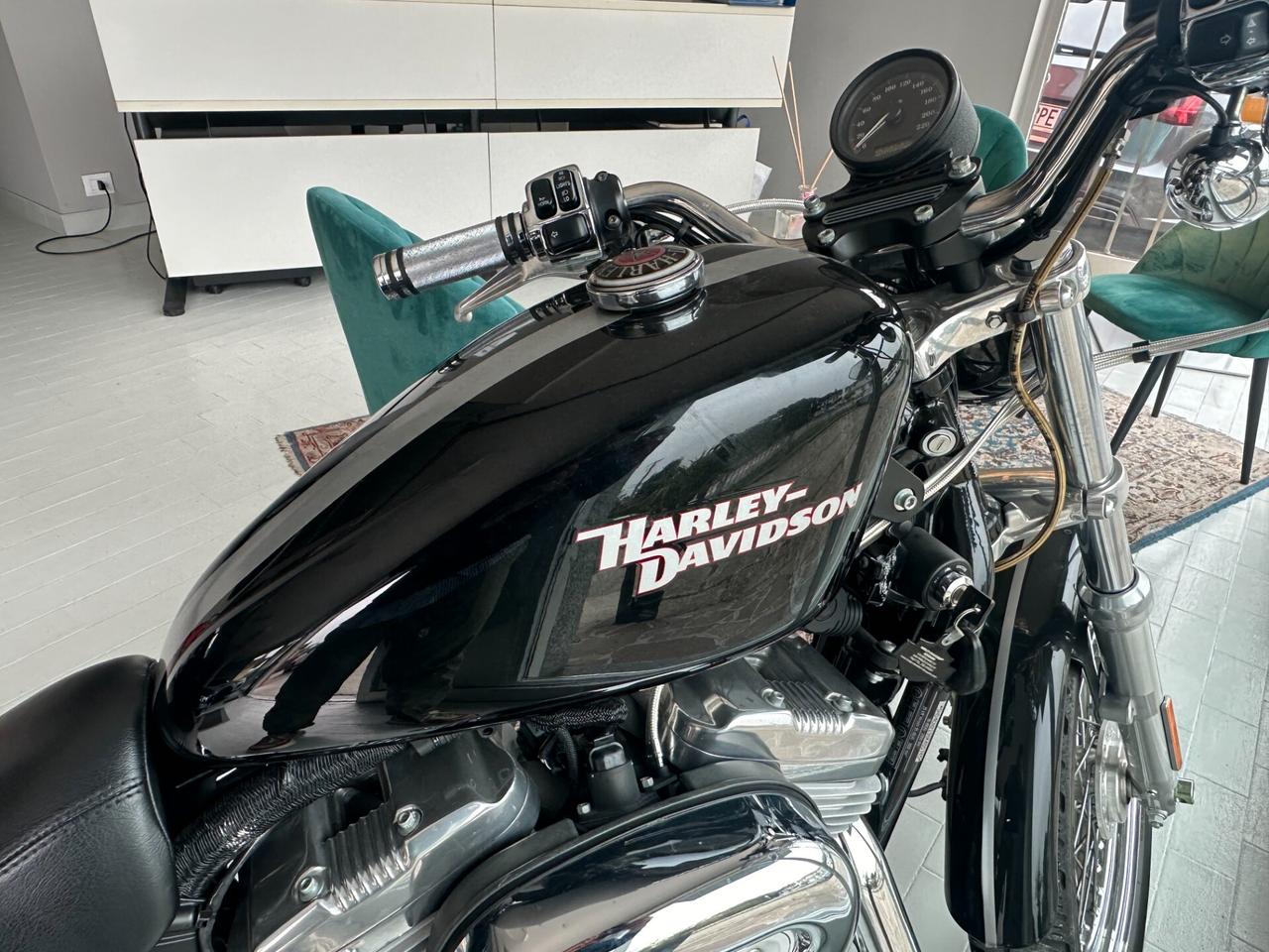 Harley-Davidson XL 883