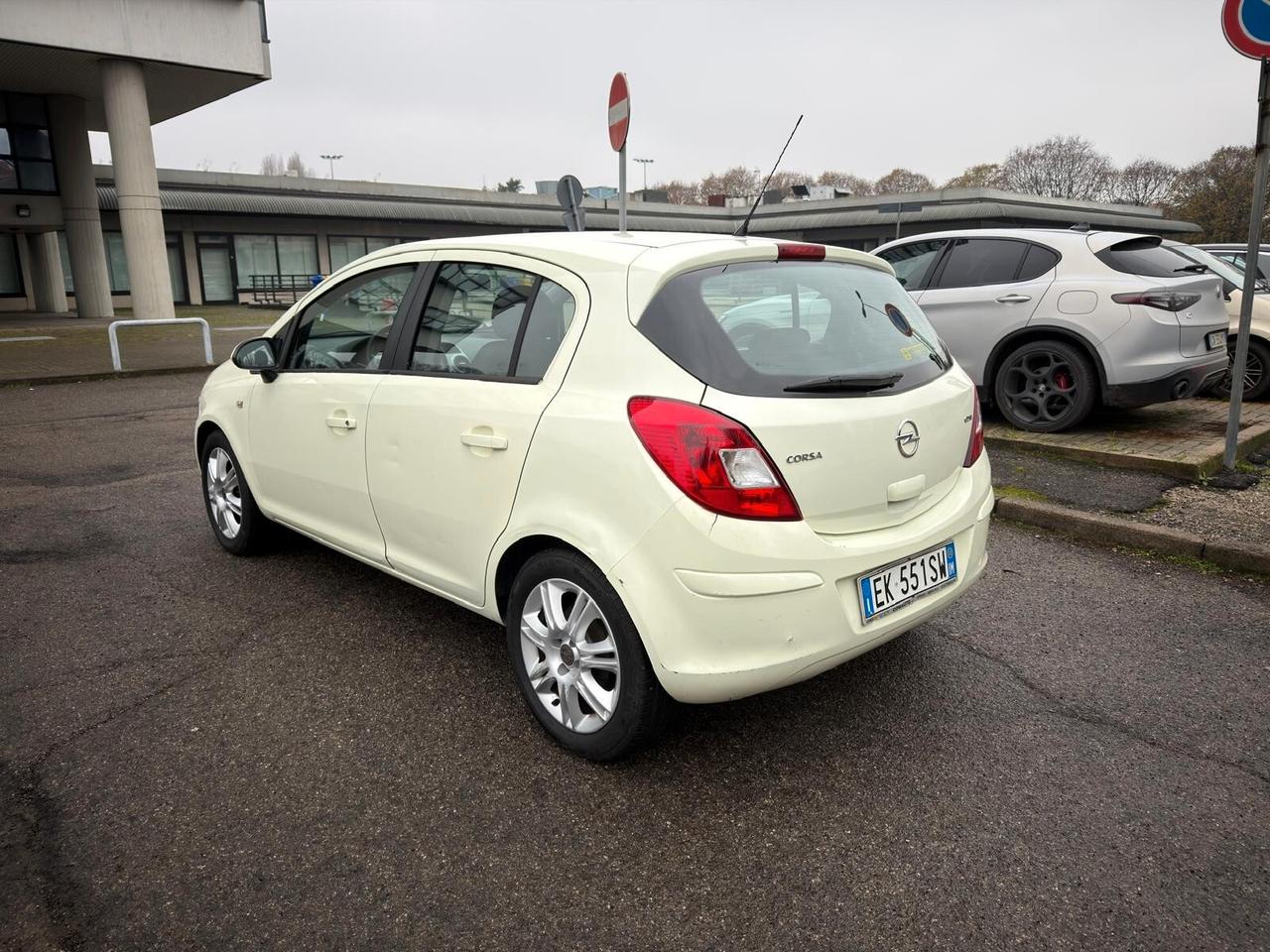 Opel Corsa 1.3 CDTI 75CV F.AP. 5 porte neopatentati - 2012