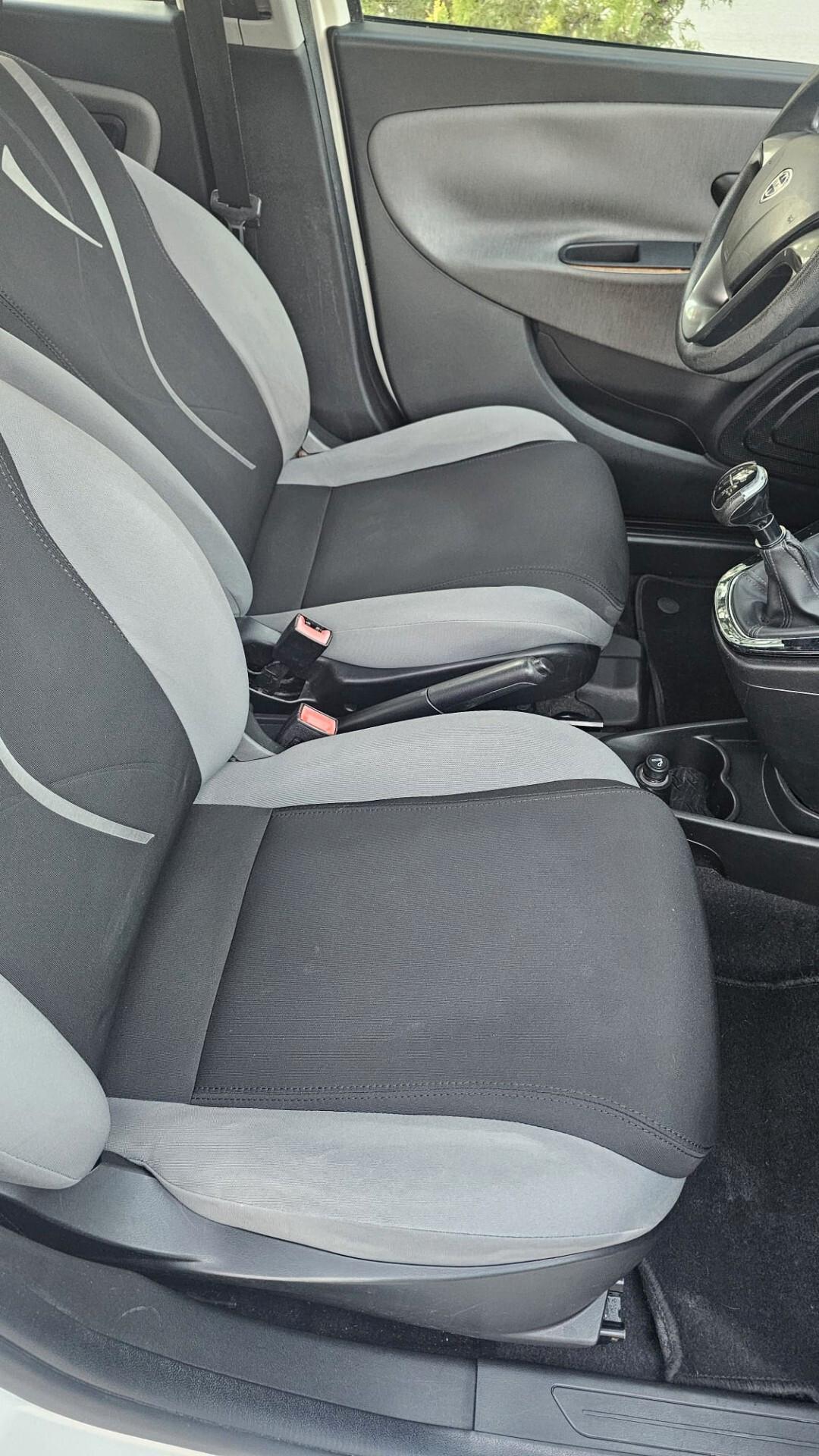 Lancia Ypsilon 1.3 MJT 16V 95 CV 5 porte S&S Elle
