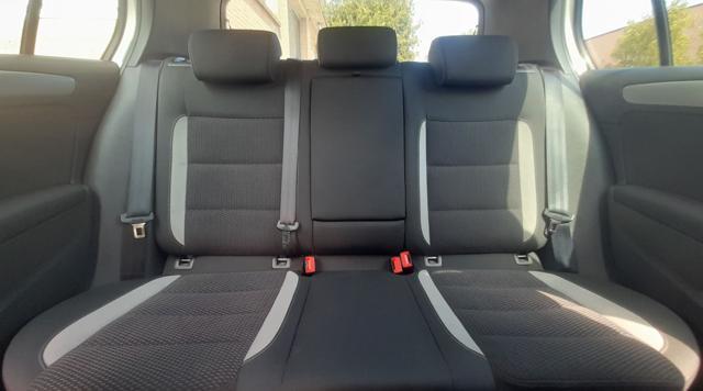 VOLKSWAGEN Golf TSI DSG Highline "Gpl"