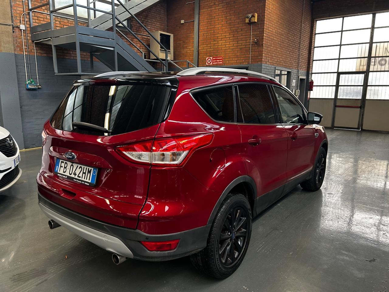 Ford Kuga 2.0 TDCI 120 CV S&S 2WD Titanium