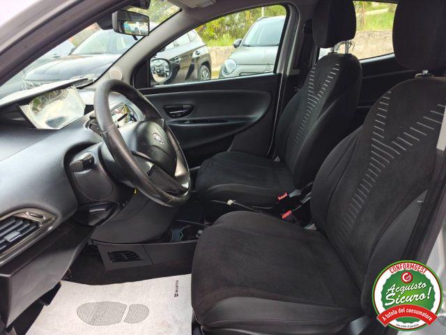 LANCIA Ypsilon 0.9 TwinAir 85 CV 5 porte S&S DFN Gold