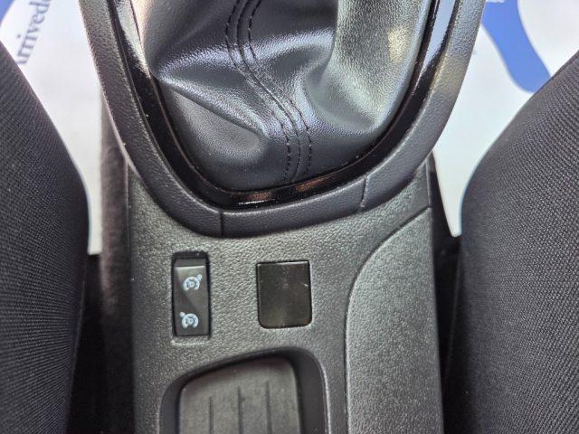 RENAULT Clio N1 TCe 12V 90 CV GPL 5 porte 4 Business autocarro