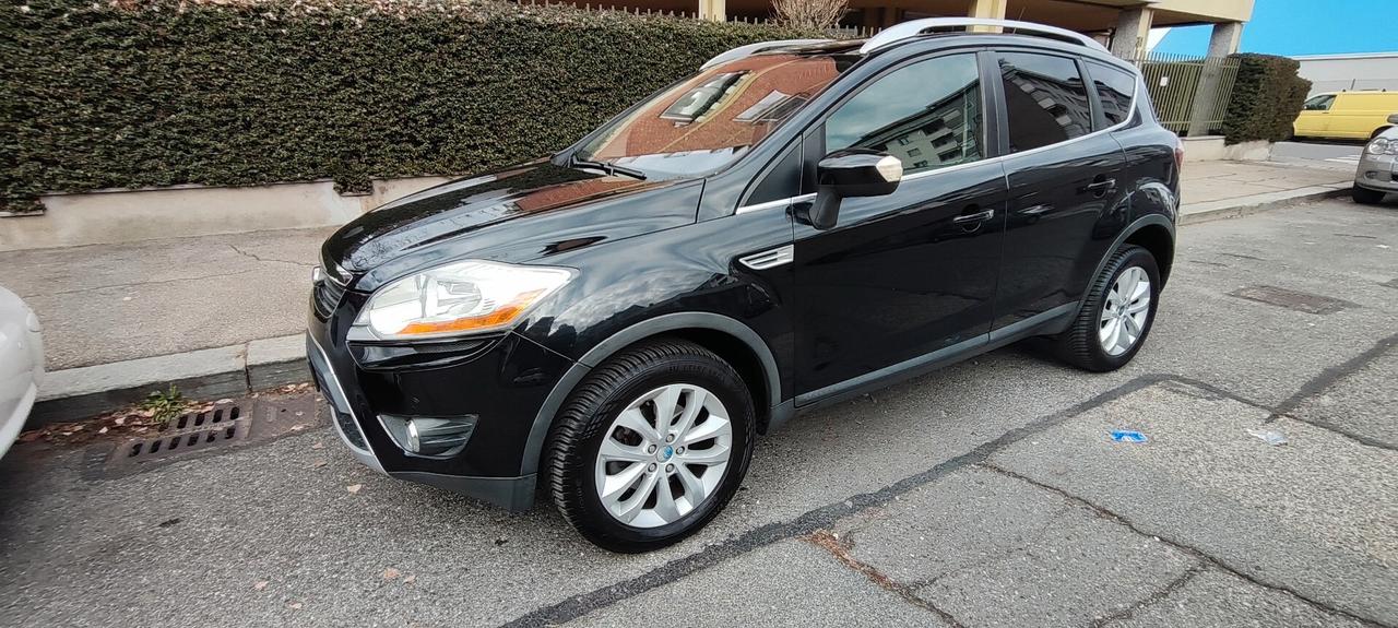 Ford Kuga 2.0 TDCi Con TETTO PANORAMICO