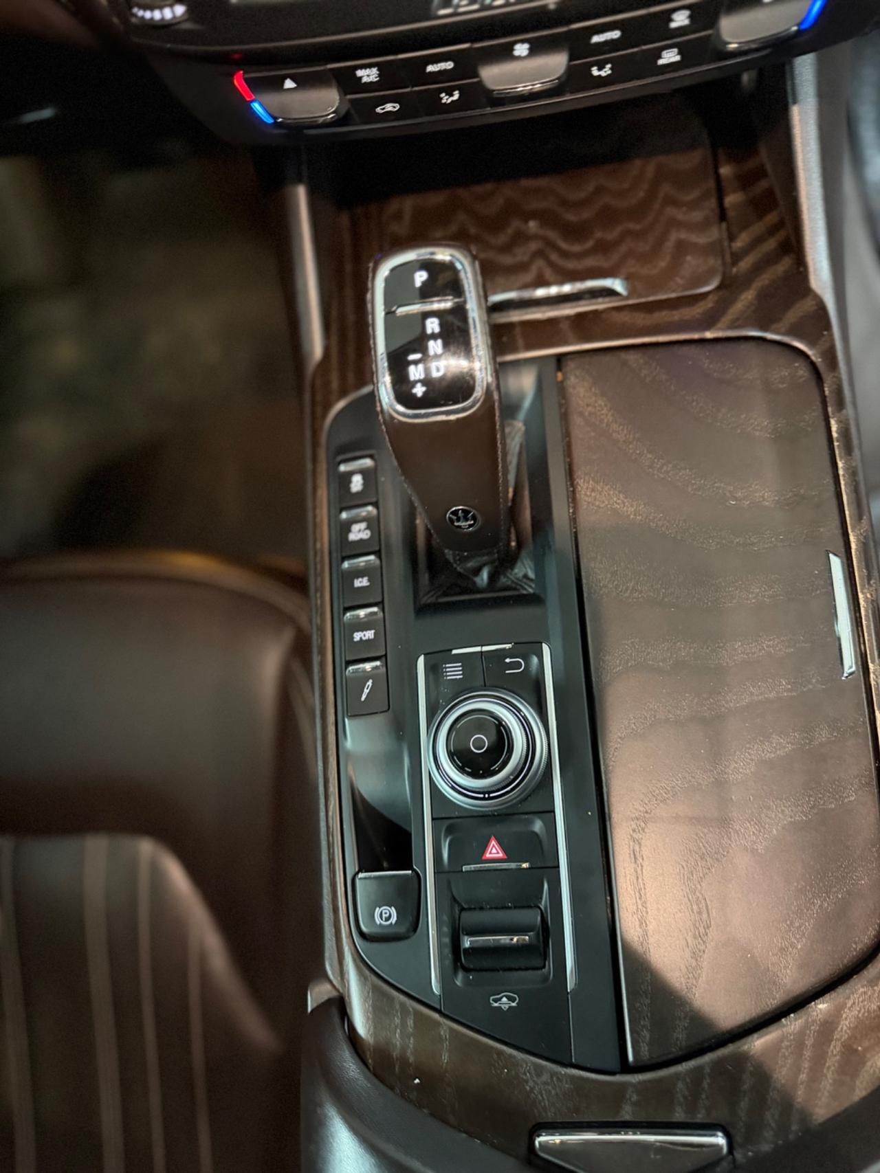 Maserati Levante V6 Diesel 275 CV AWD Granlusso