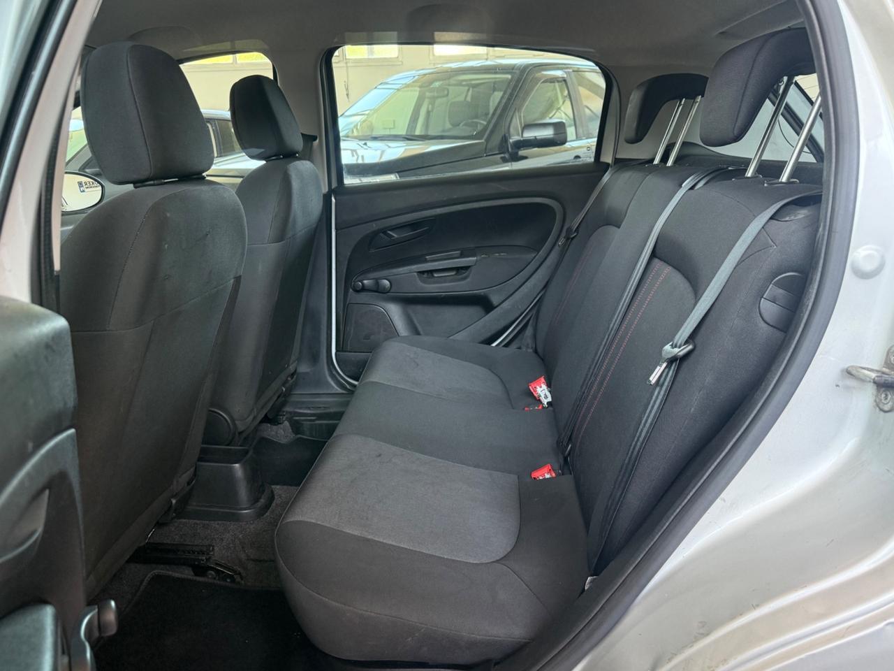 Fiat Punto 1.2 8V 5 porte Lounge ok neopatentati