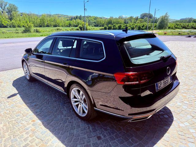 VOLKSWAGEN Passat Variant 150CV - DSG - KM 79.000 - STRAFULL - PROMO FINANZI