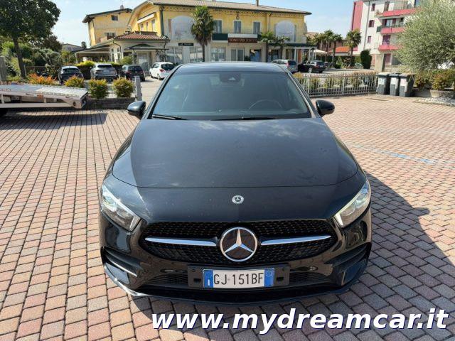 MERCEDES-BENZ A 180 d Automatic Premium Night Edition LUCI AMBIENTE