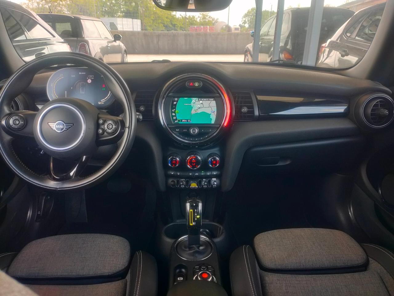 Mini Full Electric Cooper SE NEOPATENTATI