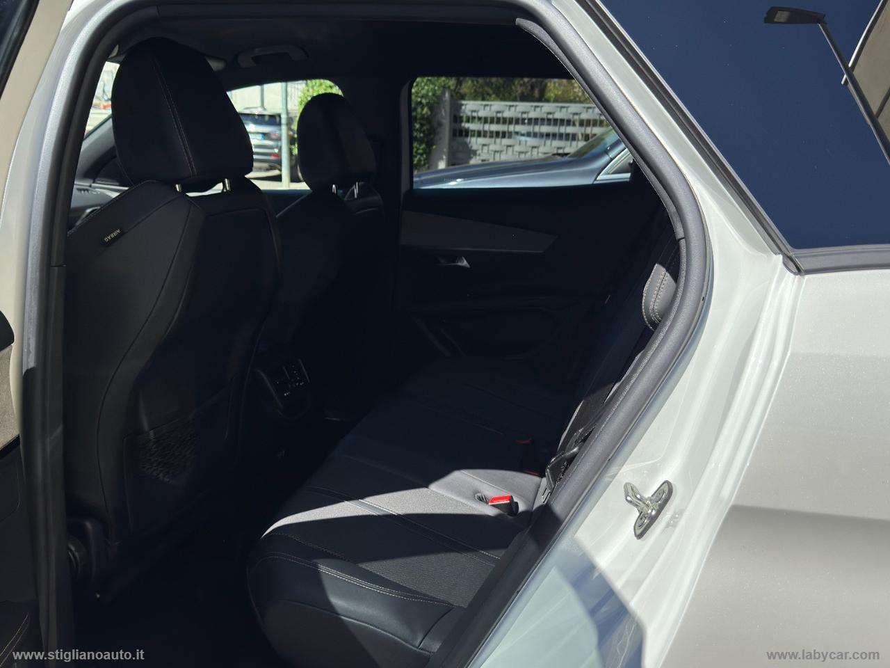 PEUGEOT 3008 BlueHDi 130 S&S EAT8 GT