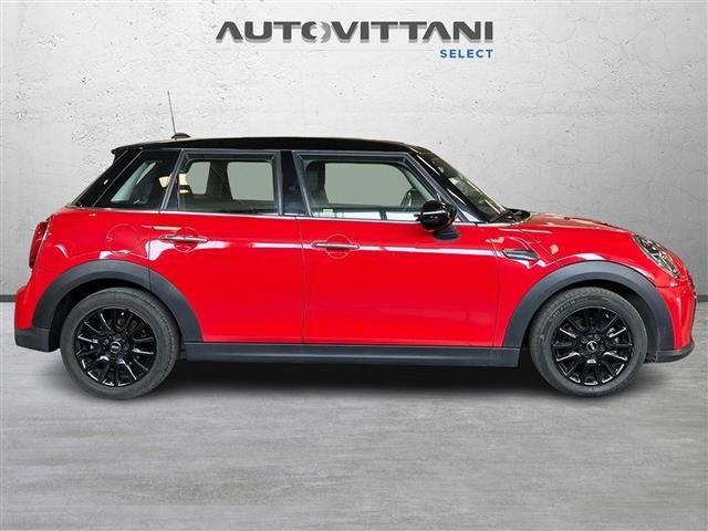 MINI Mini 5 Porte 1.5 Twin Power Turbo Cooper Essential