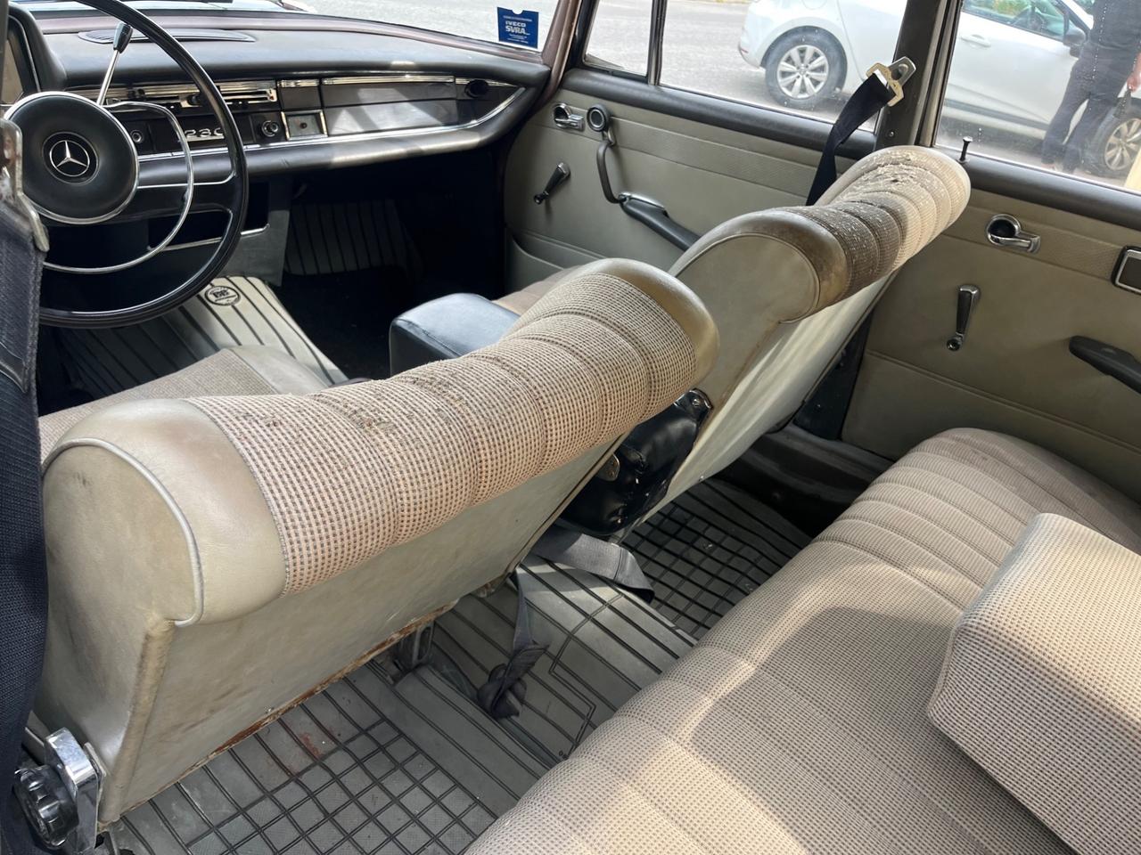 Mercedes benz 230 W110 Codine 6 cilindri