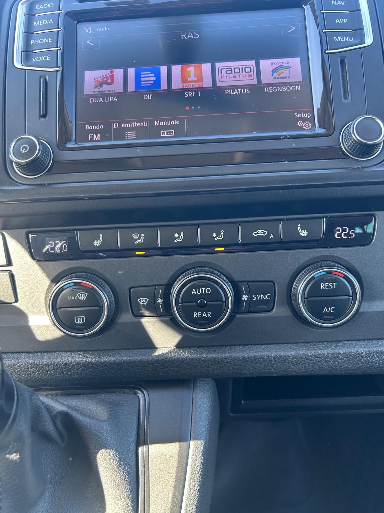 Volkswagen Caravelle 2.0 TDI 150CV DSG 4 Motion PL Comfortline