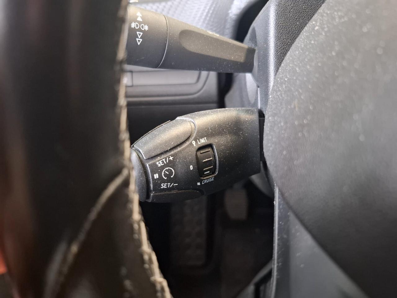 Peugeot 2008 Benzina Manuale
