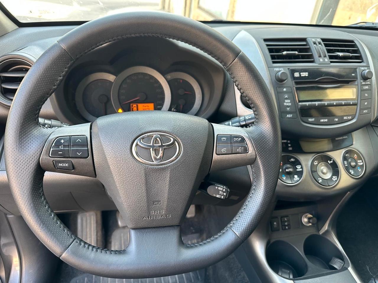Toyota RAV 4 RAV4 2.2 D-4D 150 CV DPF Luxury