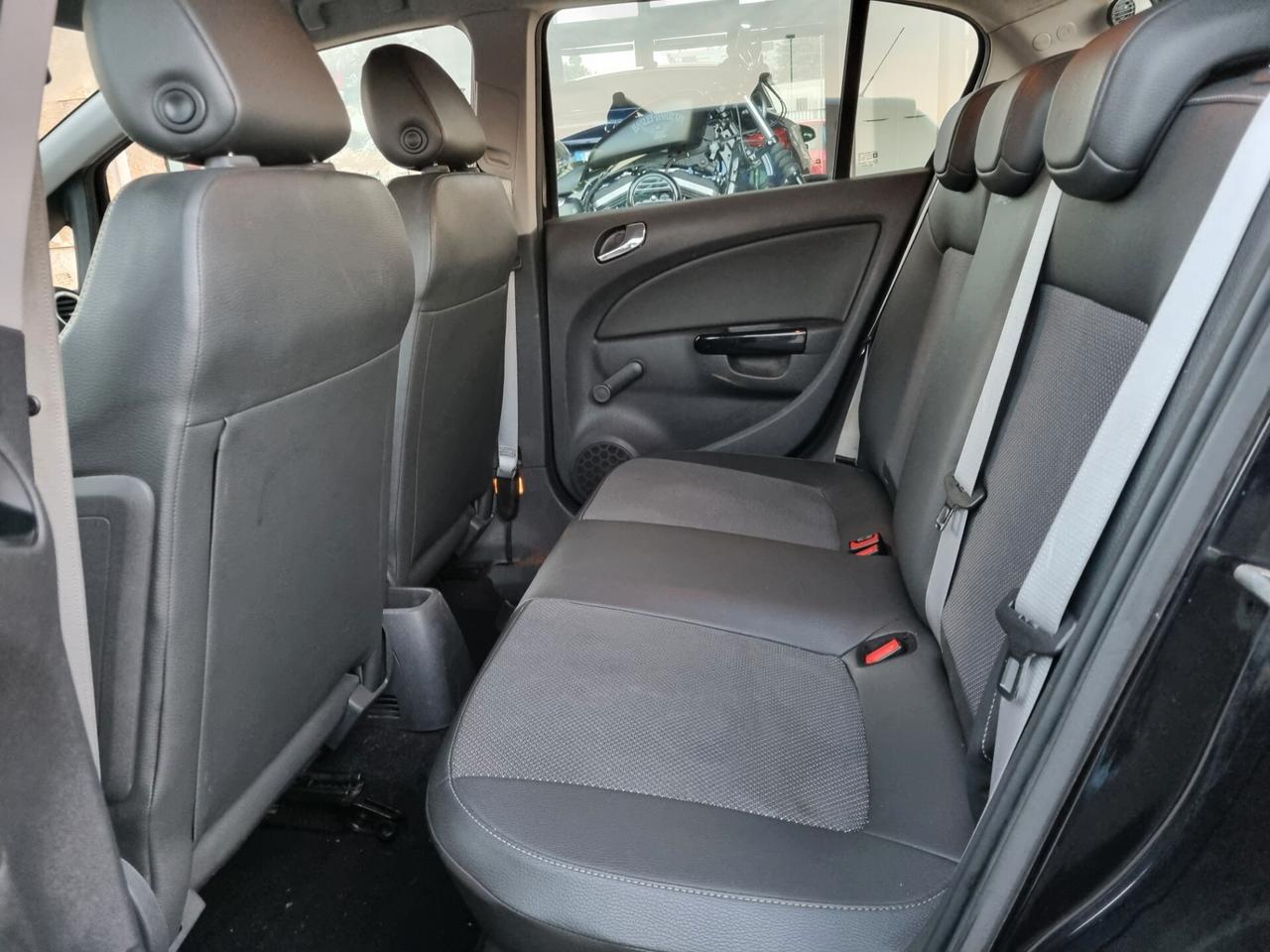 Opel Corsa 1.2 5 porte Enjoy