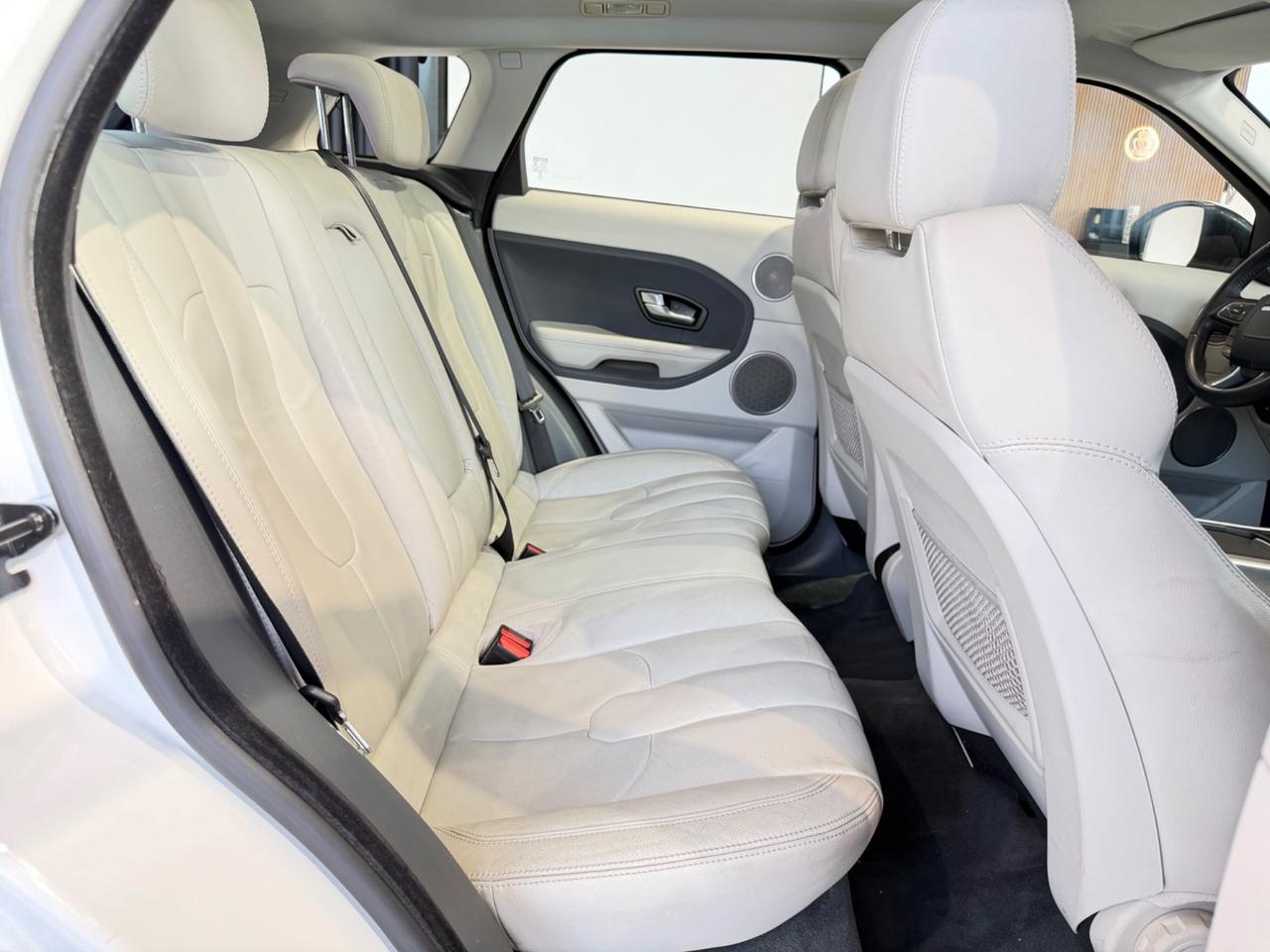 Land Rover Range Evoque 2.2 TD4 5p. Dynamic