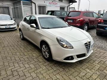 Alfa Romeo Giulietta 1.6 JTDm-2 105 CV Distinctive