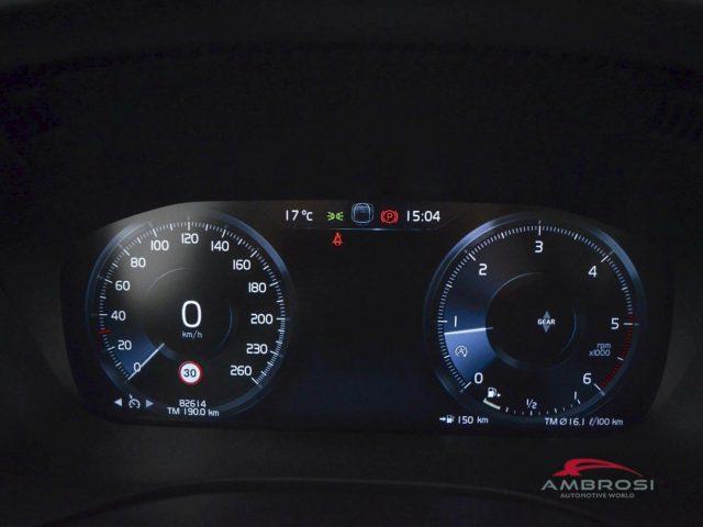 VOLVO XC60 D3 Momentum