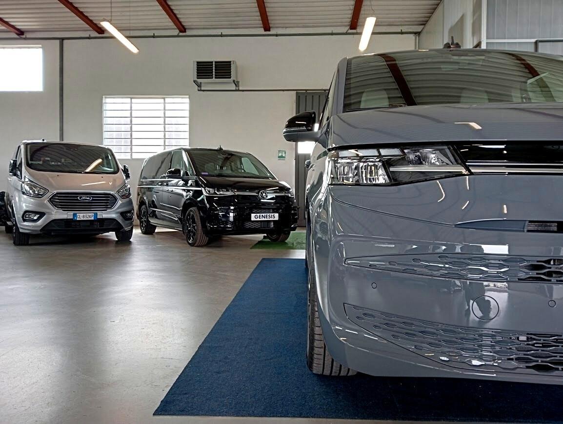 Volkswagen T7 Multivan 1.5 245cv PHEV 4MOTION 4X4 LIFE 7P PRONTA CONS