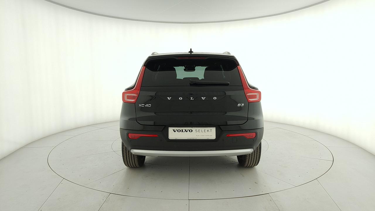 VOLVO XC40 2.0 b3 Core auto