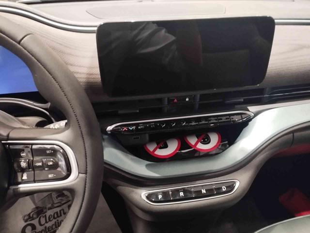 FIAT 500e Berlina 42 kWh Giorgio Armani