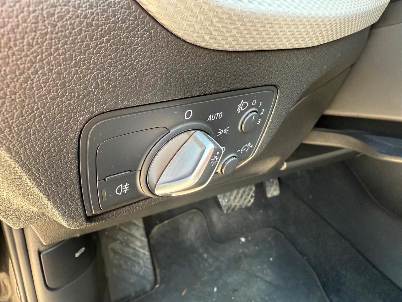 Audi Q2 30 TDI S tronic Admired