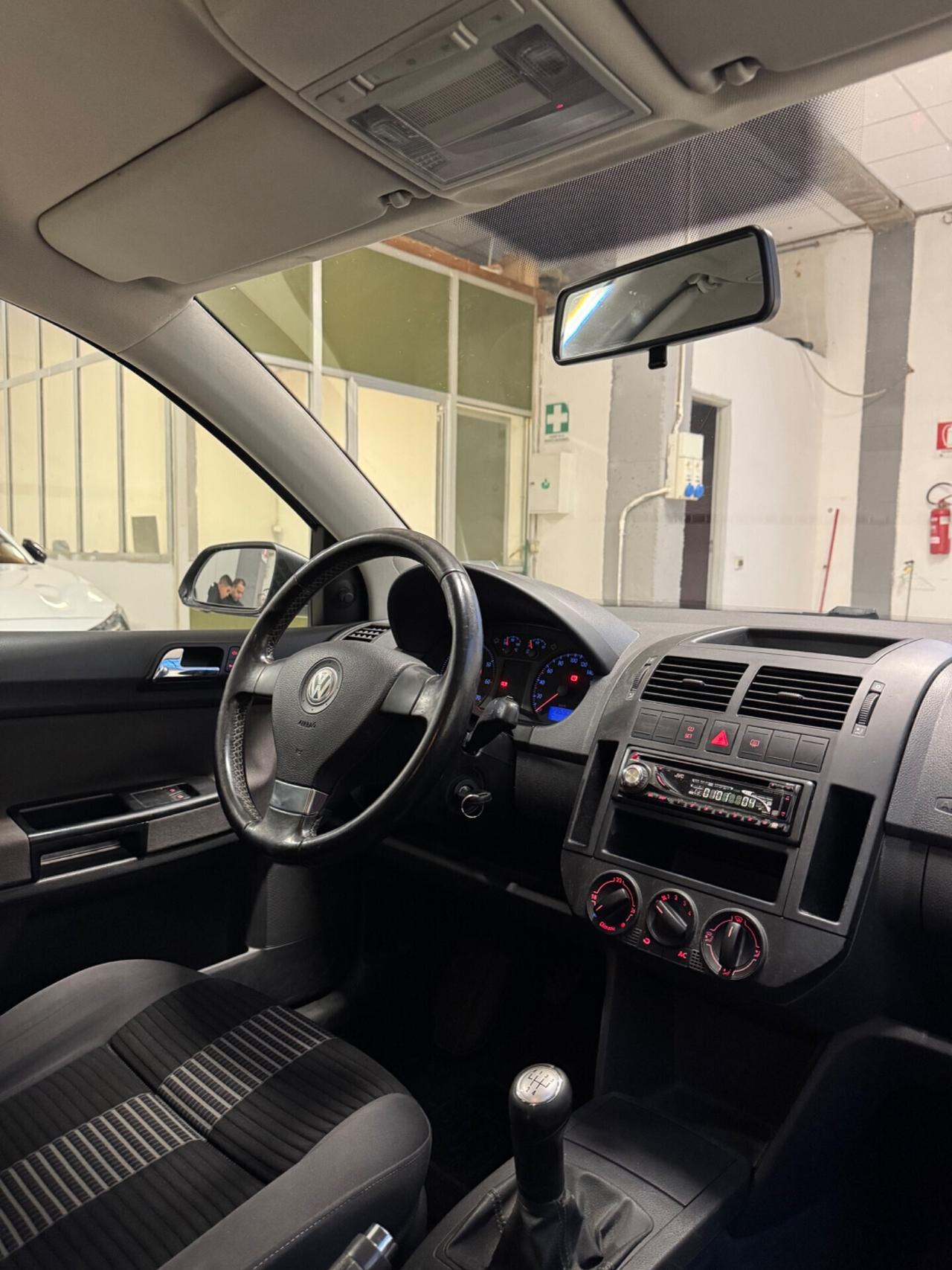 Volkswagen Polo 1.2/70CV 12V 5p. Comfortline