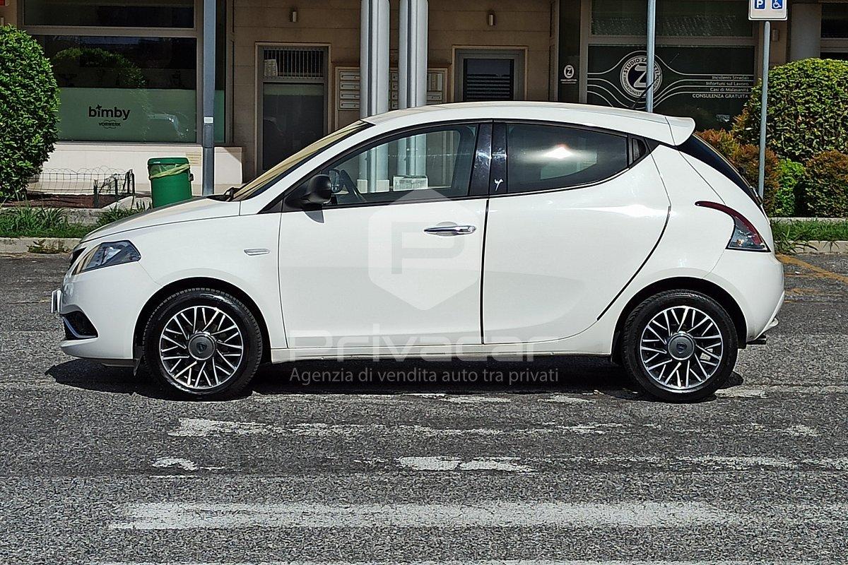 LANCIA Ypsilon 1.3 MJT 16V 95 CV 5 porte S&S Silver