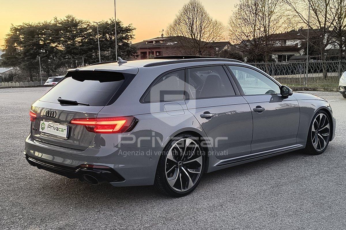 AUDI RS 4 Avant 2.9 TFSI quattro tiptronic