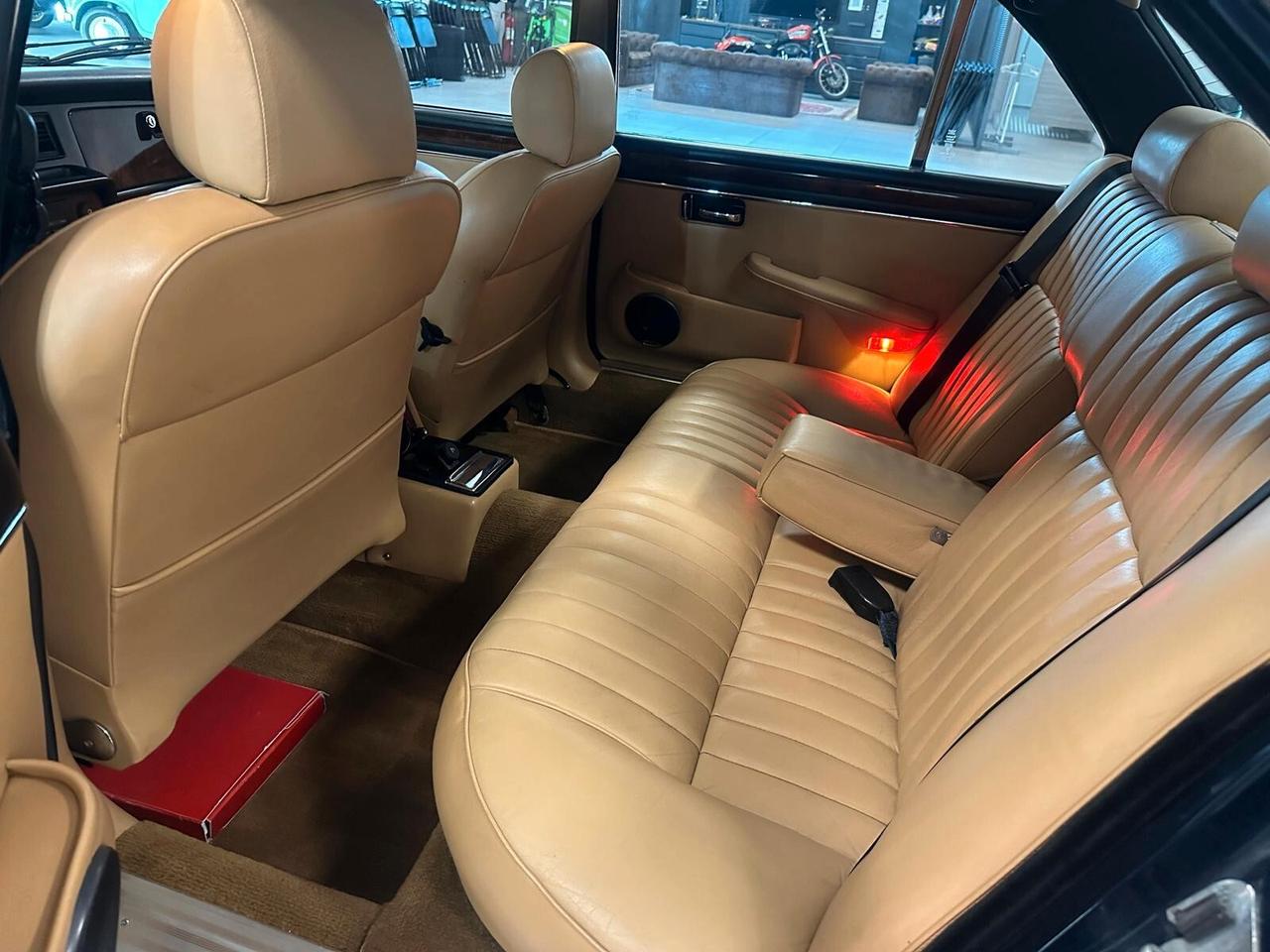 Jaguar XJ12 JAGUAR XJ12 SOVEREIGN 5.3 HE