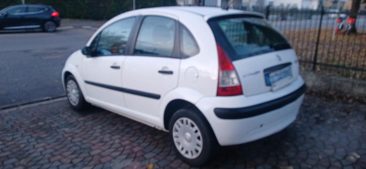 Citroen C3 1.4 HDi 70 autocarro