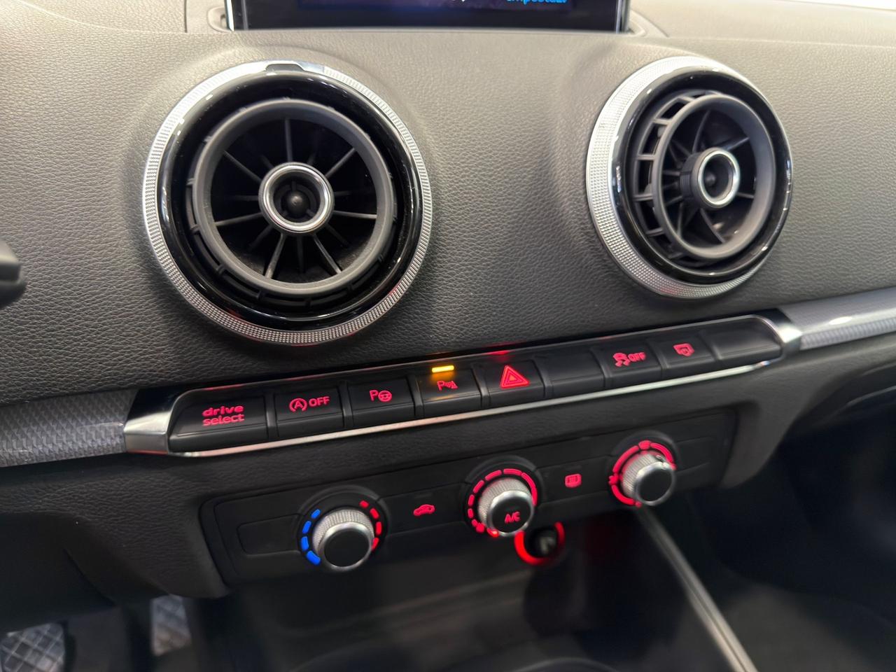 Audi A3 2.0 TDI Ambition 5p - 55.000KM