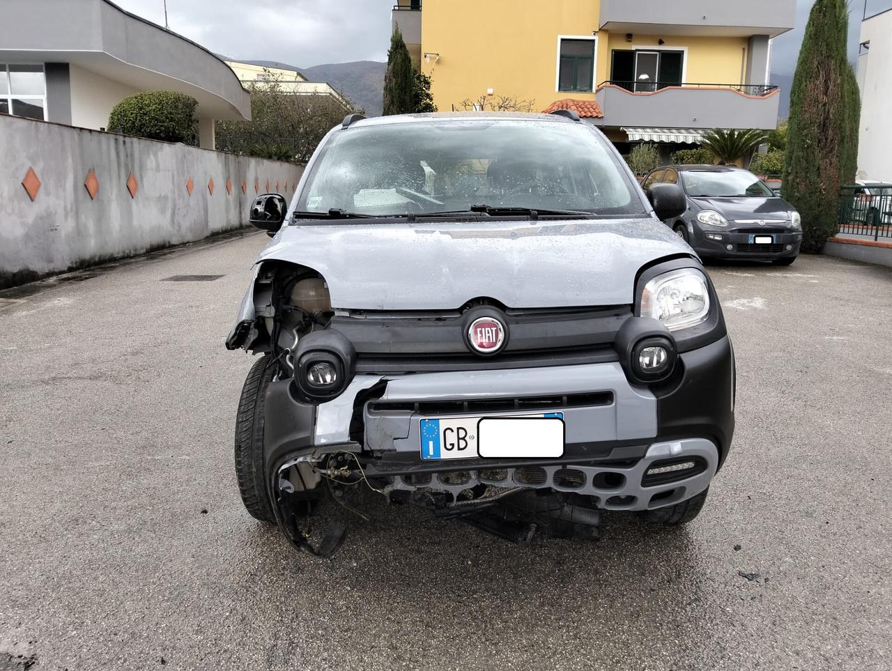 Fiat Panda Cross 1.0 Hybrid 2020 SINISTRATA