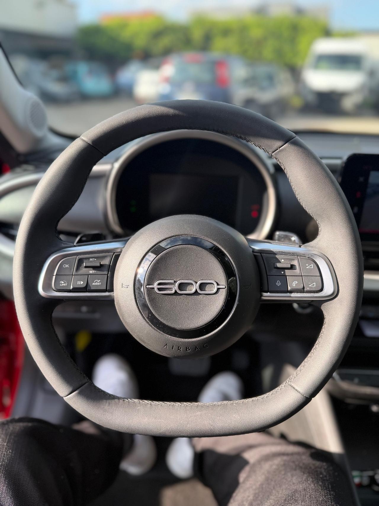 Fiat 600 Hybrid 100 CV DCT MHEV La Prima