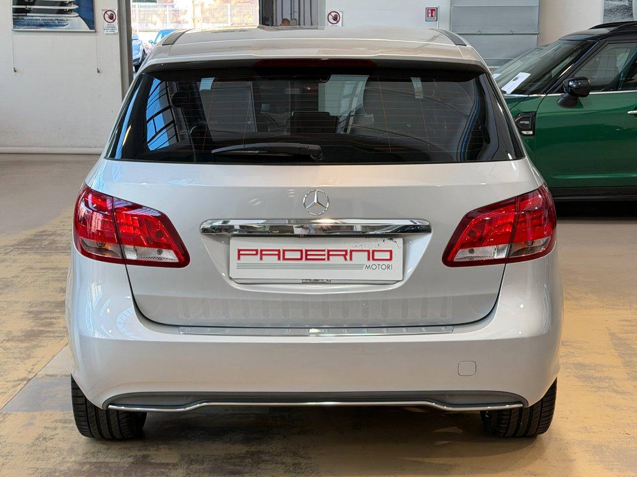 Mercedes B 180 D Executive Automatica - 18" - Telecamera - Navigatore