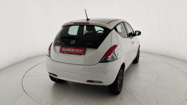LANCIA Ypsilon 1.0 FireFly 5 porte S&S Hybrid Ecochic Gold