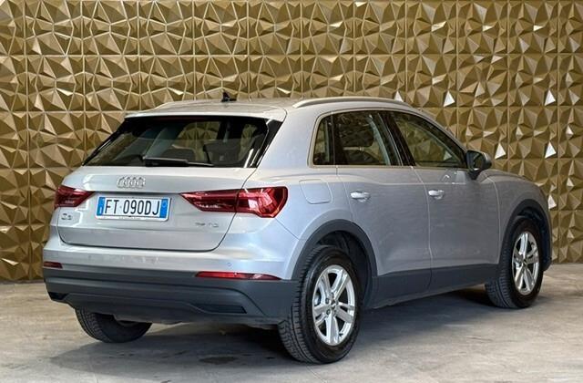 Audi Q3 35 TDI S tronic Business Advanced