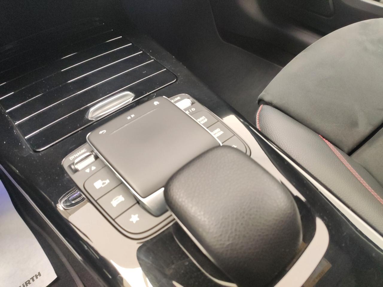 Mercedes-benz A 180 d Automatic Premium -AMG