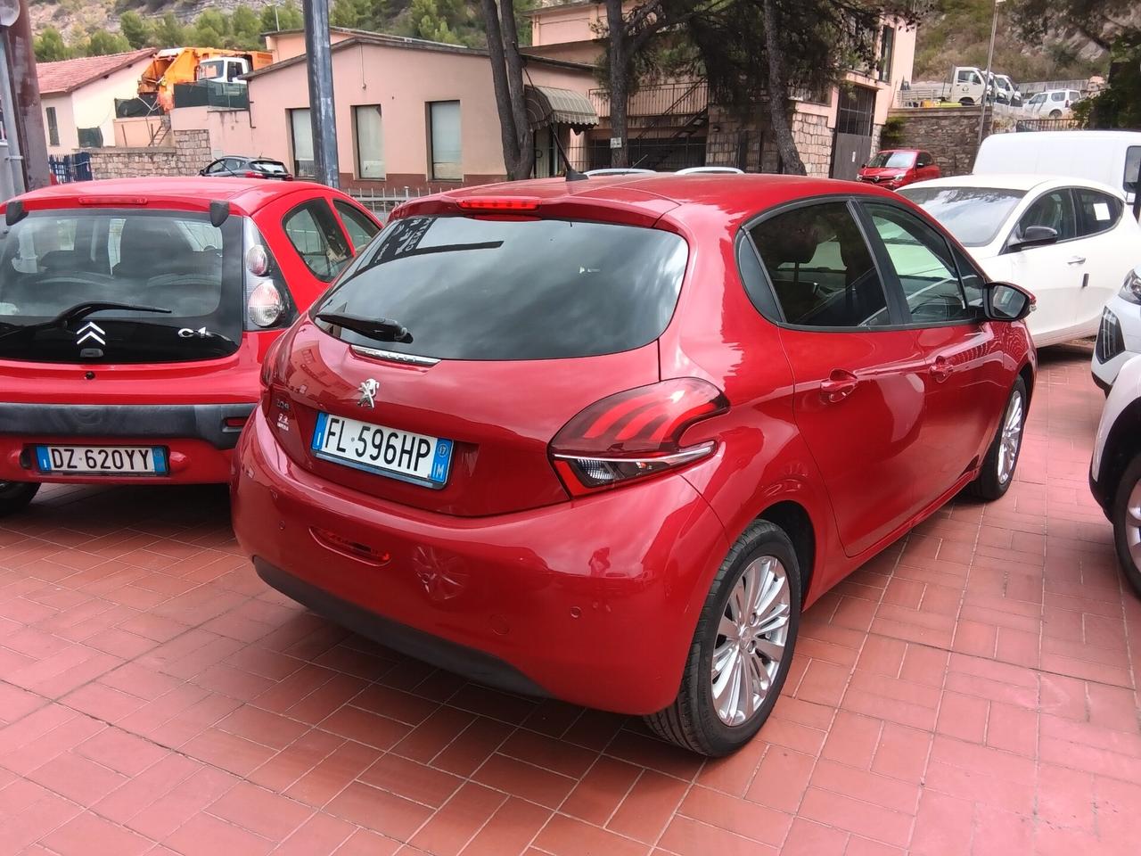 Peugeot 208 BlueHDi 75 S&S 3 porte Active