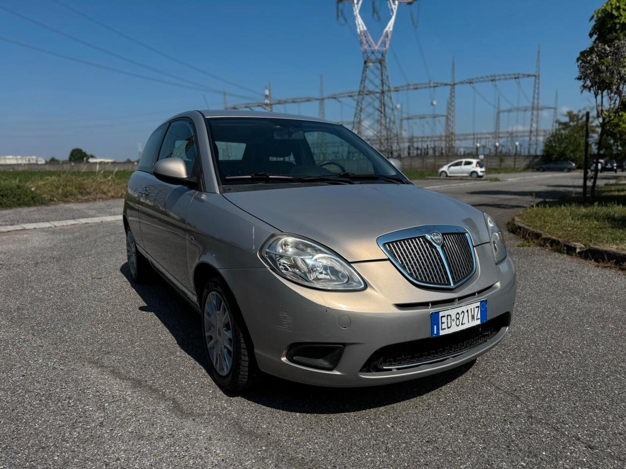 Lancia Ypsilon 1.2 Elle