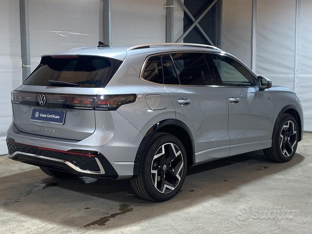 Volkswagen Tiguan 2.0 tdi R-Line 150cv dsg