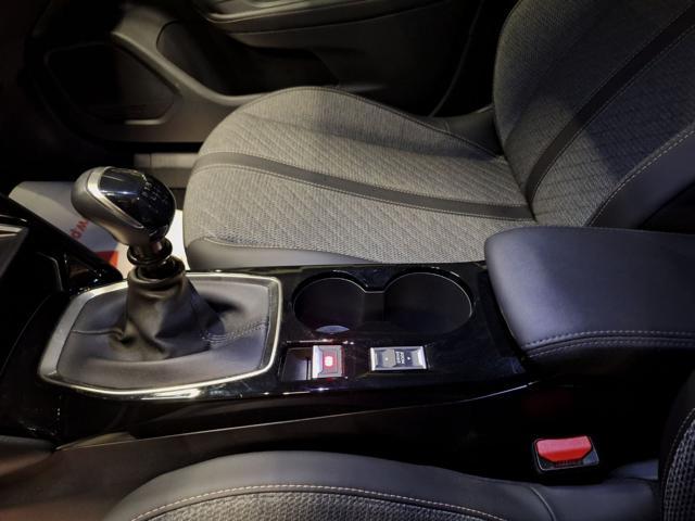 PEUGEOT 2008 PureTech 100 S&S Allure