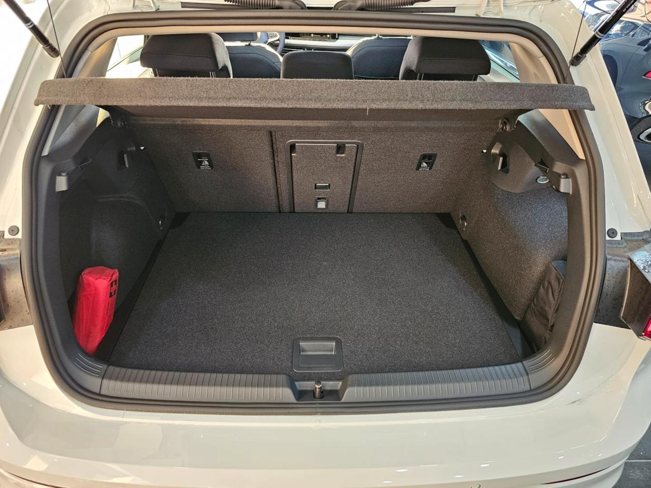Volkswagen Golf ETSI MOVE LIFE C.16 Tetto Led Matrix Clima3Zone