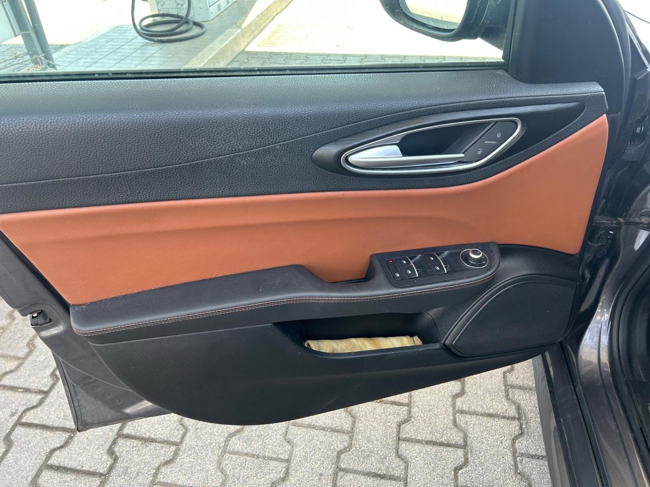 Alfa Romeo Giulia 2.2 Turbodiesel 150 CV AT8 Business