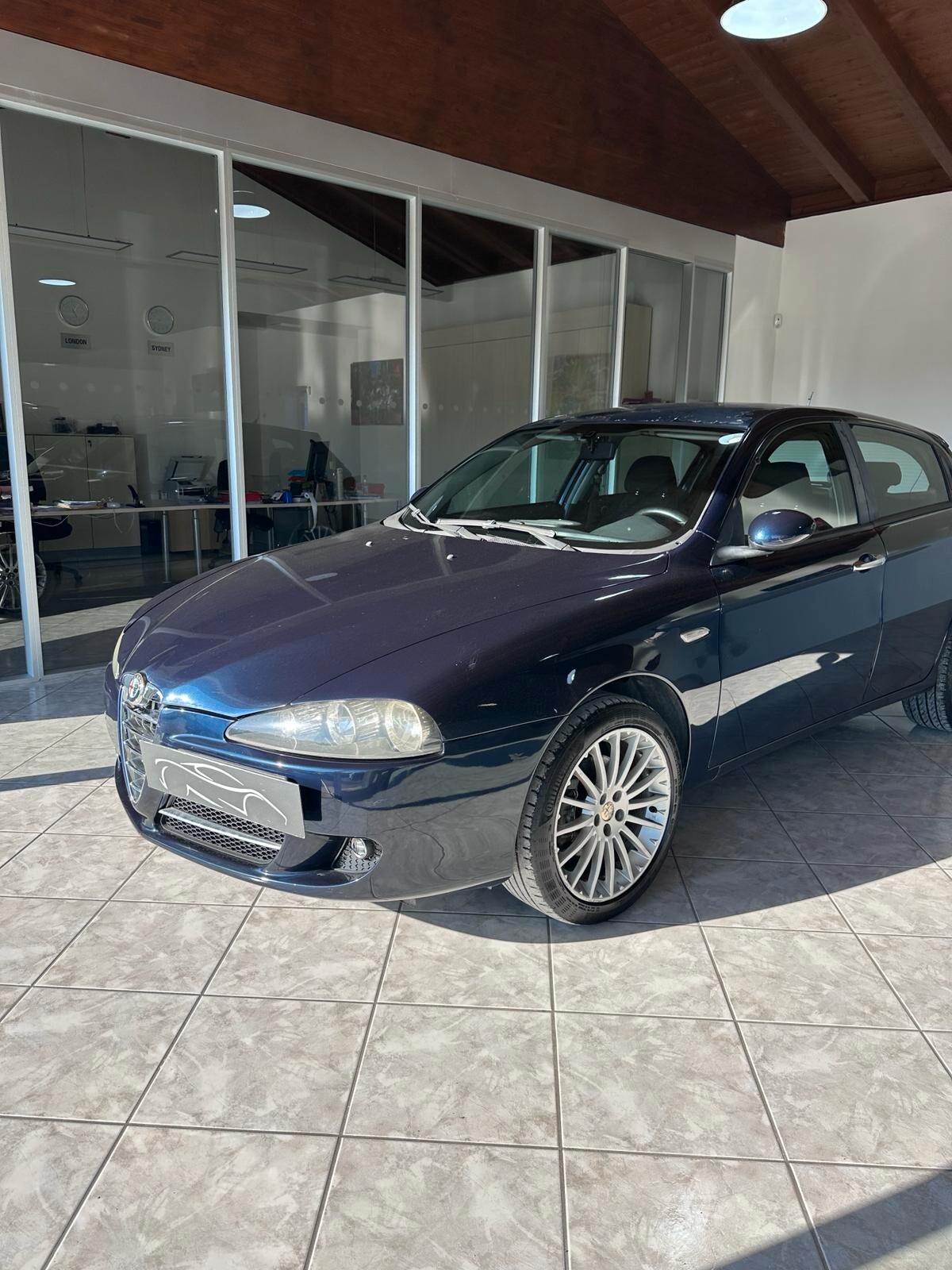 Alfa Romeo 147 1.9 JTD (120) 5 porte Murphy&Nye