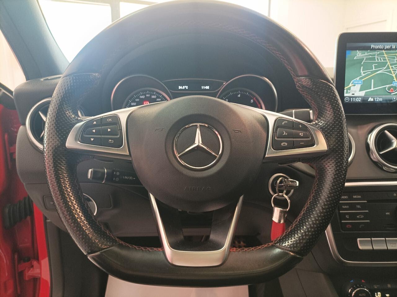 Mercedes GLA 180 AMG PREMIUM NEOPATENTATI