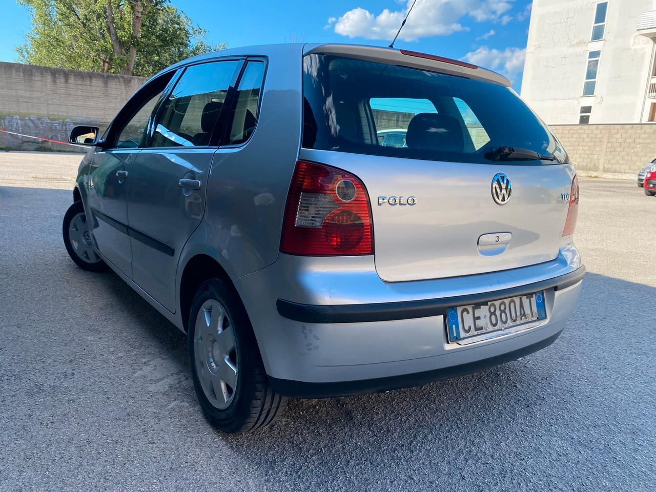 WV POLO 5 PORTE 1.4 TDI 75 CV. FULL. 2004